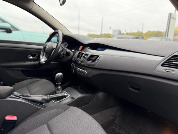 Renault Laguna III с пробегом 2008 года, цена 615 000 рублей, 200794 км, лифтбек, Автокод Объявления