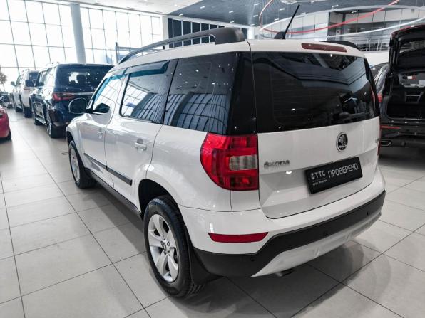 Skoda Yeti I Рестайлинг с пробегом 2017 года, цена 1 380 000 рублей, 107183 км, внедорожник, Автокод Объявления