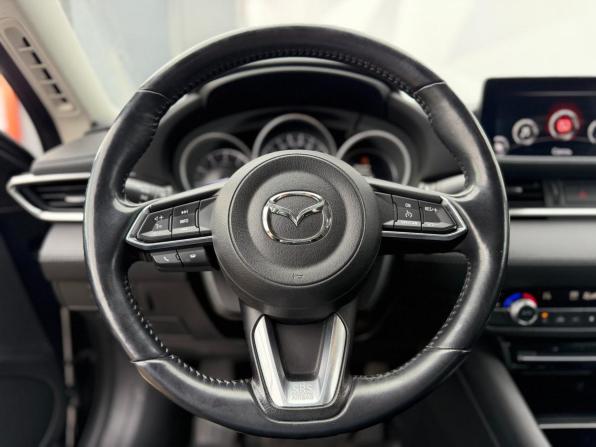 Mazda 6 III (GJ) Рестайлинг 2 с пробегом 2019 года, цена 2 299 000 рублей, 89222 км, седан, Автокод Объявления