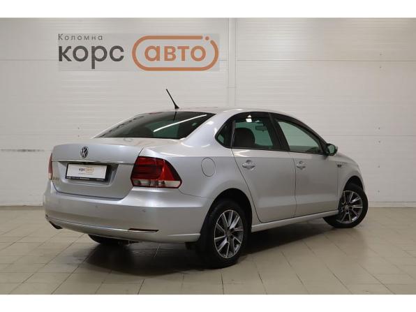 Volkswagen Polo V Рестайлинг с пробегом 2016 года, цена 1 069 000 рублей, 127158 км, седан, Автокод Объявления
