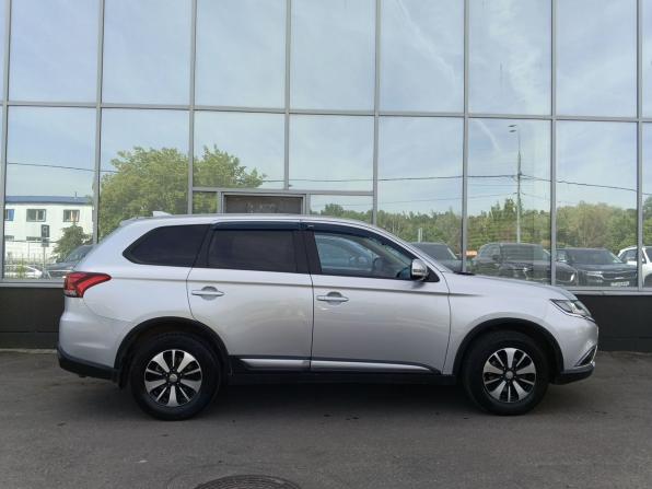 Mitsubishi Outlander III Рестайлинг 2 с пробегом 2017 года, цена 1 849 000 рублей, 189511 км, внедорожник, Автокод Объявления