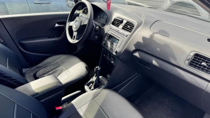 Volkswagen Polo V с пробегом 2013 года, цена 570 000 рублей, 192046 км, седан, Автокод Объявления