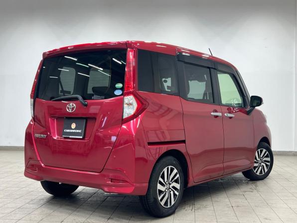 Toyota Roomy I с пробегом 2017 года, цена 970 000 рублей, 98909 км, минивэн, Автокод Объявления