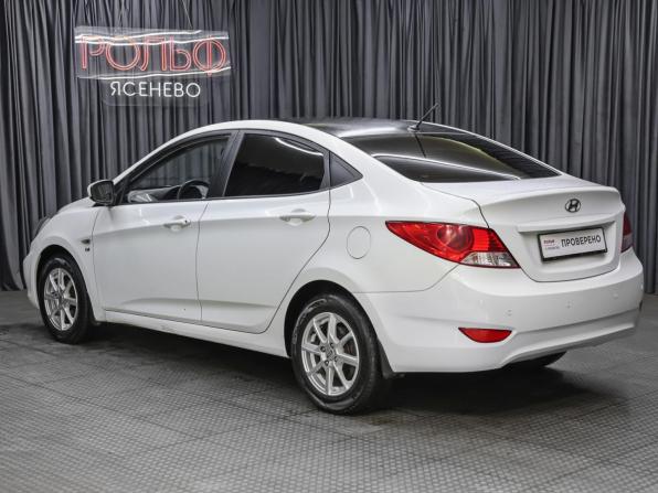 Hyundai Solaris I с пробегом 2011 года, цена 798 000 рублей, 157107 км, седан, Автокод Объявления