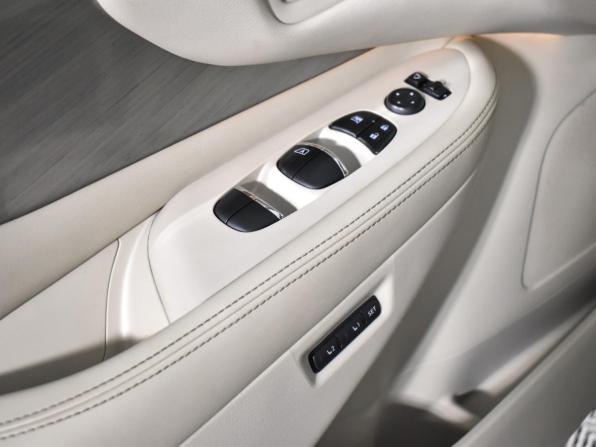 Nissan Murano III (Z52) с пробегом 2016 года, цена 2 225 000 рублей, 130302 км, внедорожник, Автокод Объявления