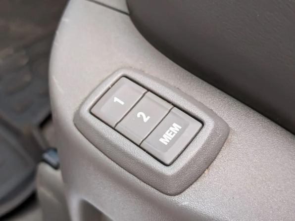 Cadillac SRX II с пробегом 2011 года, цена 959 000 рублей, 264331 км, внедорожник, Автокод Объявления
