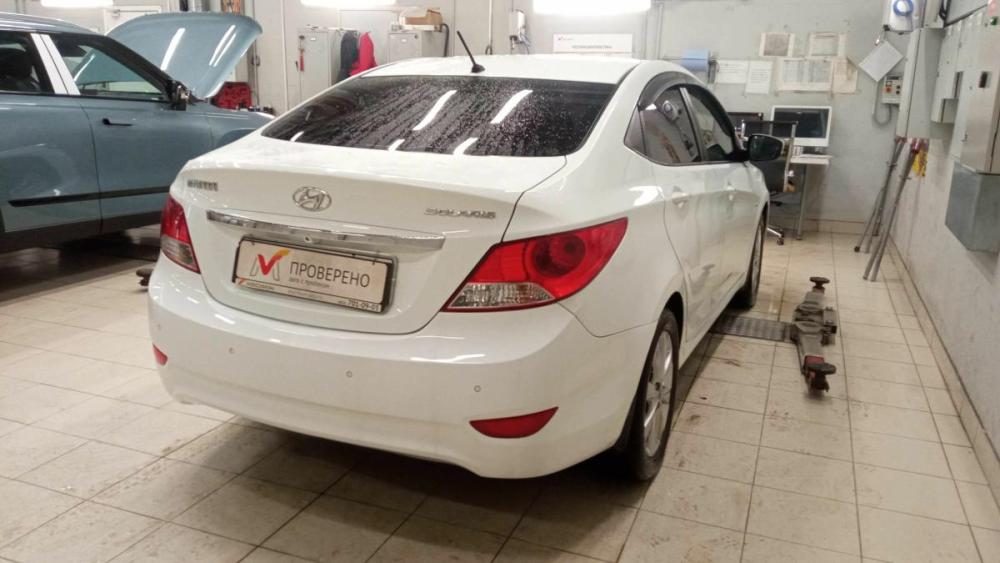 Hyundai Solaris I Санкт-Петербург  - изображение 2