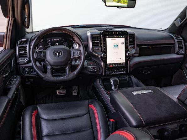 Ram 1500 V с пробегом 2022 года, цена 15 600 000 рублей, 9256 км, offers.body_type.unknown, Автокод Объявления
