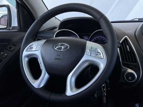 Hyundai ix35 I с пробегом 2012 года, цена 1 190 000 рублей, 212552 км, внедорожник, Автокод Объявления