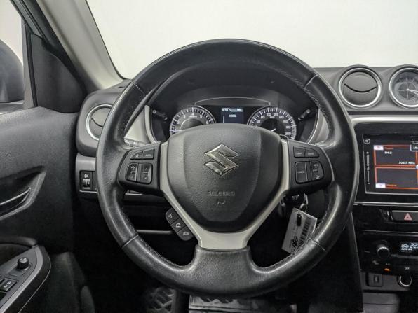 Suzuki Vitara II Рестайлинг с пробегом 2020 года, цена 1 980 000 рублей, 77465 км, внедорожник, Автокод Объявления