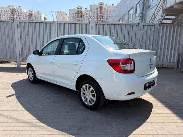 Renault Logan II Рестайлинг с пробегом 2021 года, цена 720 000 рублей, 89200 км, седан, Автокод Объявления