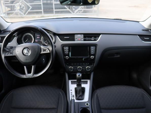 Skoda Octavia III (A7) с пробегом 2017 года, цена 1 215 000 рублей, 193002 км, лифтбек, Автокод Объявления