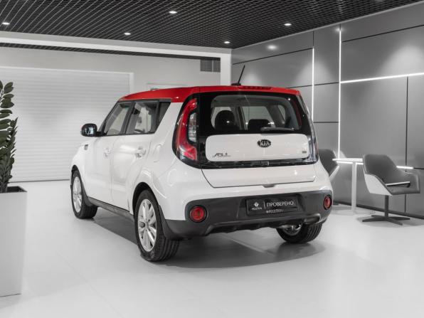 Kia Soul II Рестайлинг с пробегом 2017 года, цена 1 470 000 рублей, 160983 км, хэтчбек, Автокод Объявления