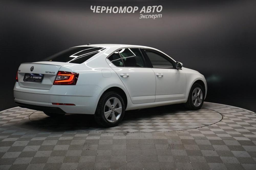 Skoda Octavia III (A7) Рестайлинг Крым  - изображение 5
