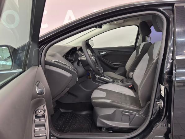 Ford Focus III с пробегом 2013 года, цена 930 000 рублей, 136001 км, седан, Автокод Объявления