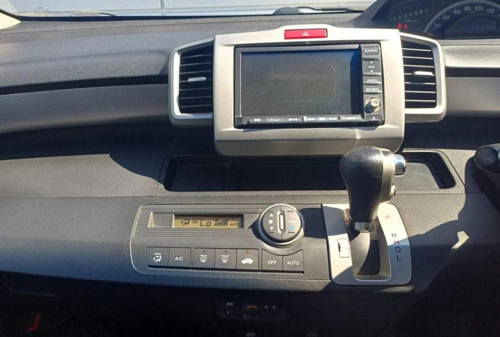 Honda Freed I Абакан  - изображение 13