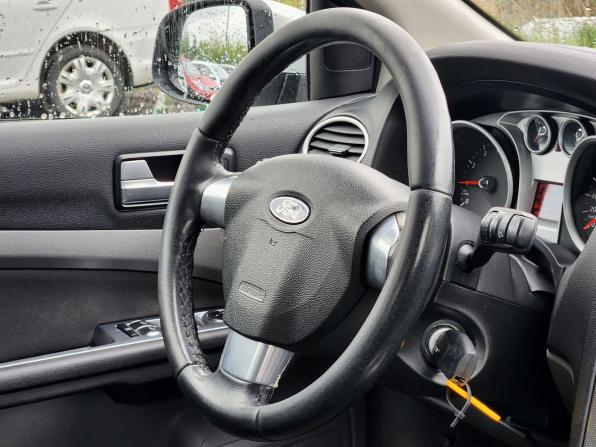 Ford Focus II Рестайлинг с пробегом 2010 года, цена 339 000 рублей, 227600 км, хэтчбек, Автокод Объявления
