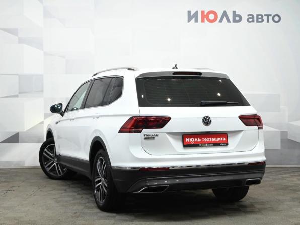 Volkswagen Tiguan II с пробегом 2020 года, цена 3 325 000 рублей, 100555 км, внедорожник, Автокод Объявления