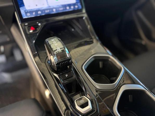 Geely Atlas II с пробегом 2023 года, цена 2 495 000 рублей, 36085 км, внедорожник, Автокод Объявления