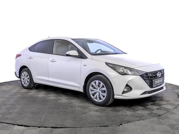 Hyundai Solaris II Рестайлинг с пробегом 2021 года, цена 1 530 000 рублей, 87883 км, седан, Автокод Объявления