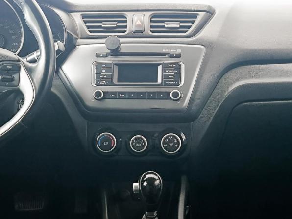 Kia Rio III Рестайлинг с пробегом 2017 года, цена 1 070 000 рублей, 184000 км, седан, Автокод Объявления