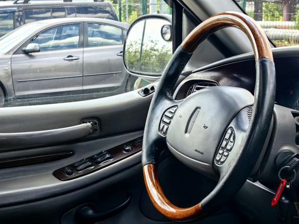 Lincoln Navigator I с пробегом 1998 года, цена 599 000 рублей, 297000 км, внедорожник, Автокод Объявления