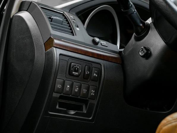 Toyota Land Cruiser 200 Series Рестайлинг 1 с пробегом 2014 года, цена 5 279 900 рублей, 180045 км, внедорожник, Автокод Объявления