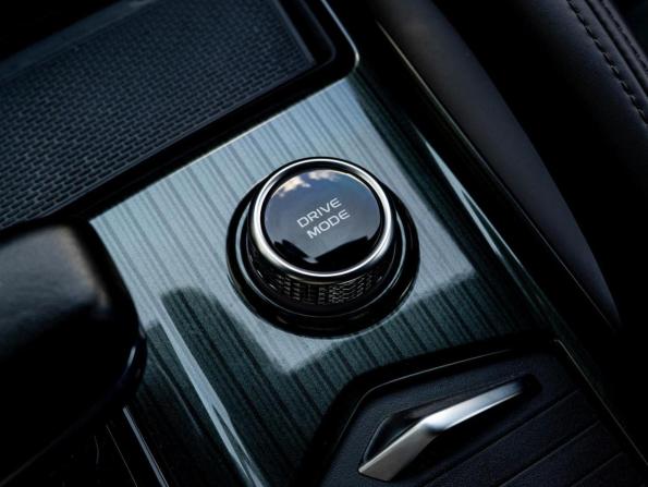 Geely Monjaro I с пробегом 2024 года, цена 3 250 000 рублей, 33153 км, внедорожник, Автокод Объявления