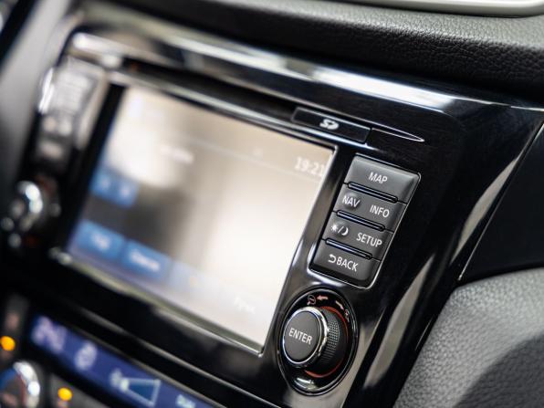 Nissan Qashqai II с пробегом 2015 года, цена 1 448 000 рублей, 210264 км, внедорожник, Автокод Объявления
