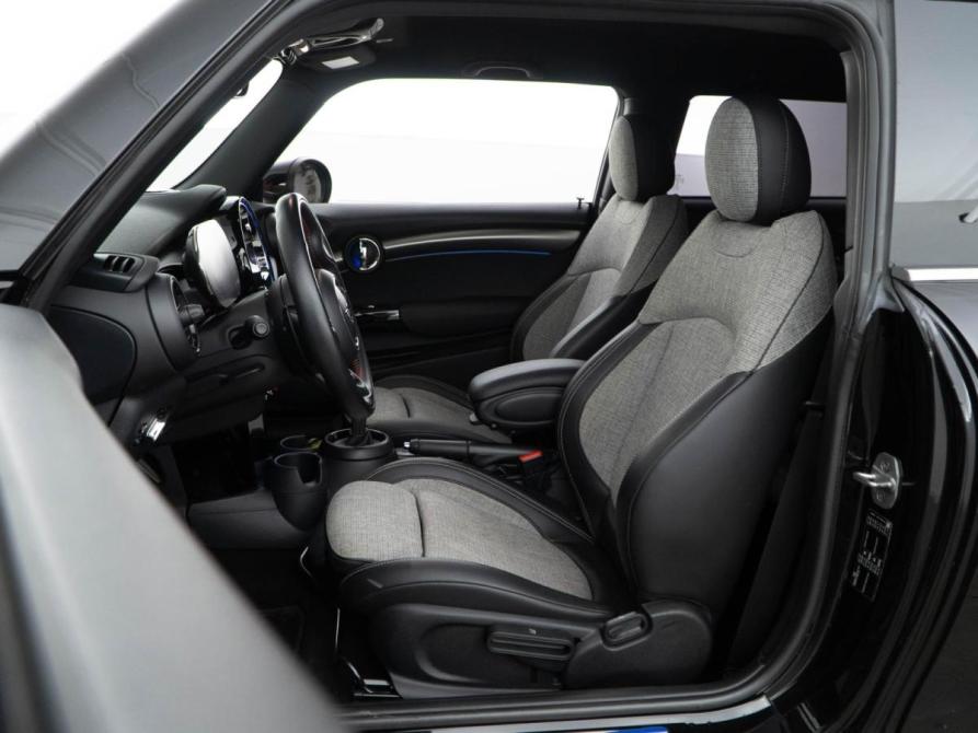 Mini Hatch III (F55/F56) Рестайлинг Москва  - изображение 16