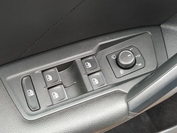 Volkswagen Tiguan II с пробегом 2019 года, цена 2 900 000 рублей, 56134 км, внедорожник, Автокод Объявления