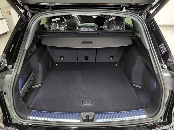 Audi Q5 III (GU) с пробегом 2026 года, цена 6 080 000 рублей, 37 км, внедорожник, Автокод Объявления
