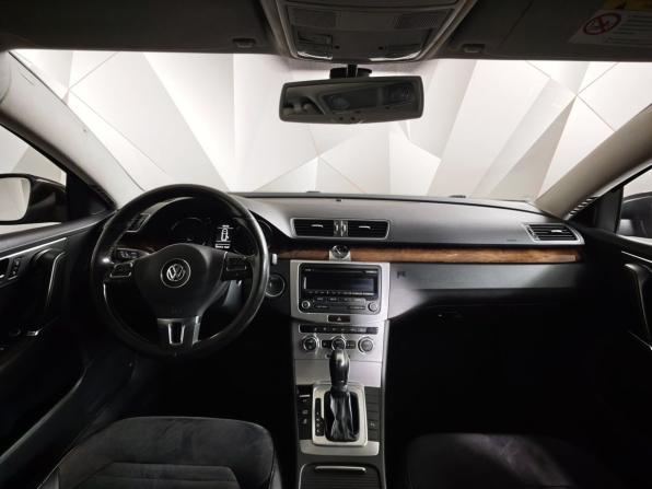 Volkswagen Passat B7 с пробегом 2012 года, цена 1 047 000 рублей, 187413 км, седан, Автокод Объявления
