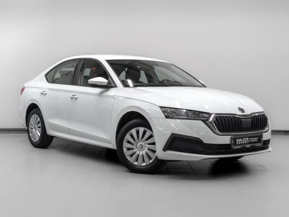 Skoda Octavia IV (A8) с пробегом 2021 года, цена 2 440 000 рублей, 52826 км, лифтбек, Автокод Объявления