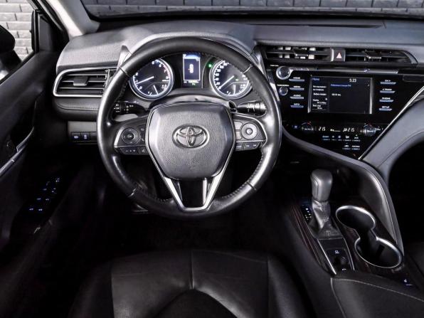 Toyota Camry VIII (XV70) с пробегом 2018 года, цена 2 450 000 рублей, 106888 км, седан, Автокод Объявления