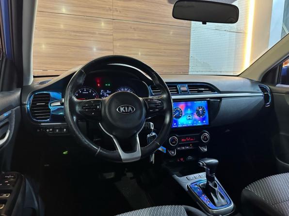 Kia Rio IV с пробегом 2017 года, цена 1 369 000 рублей, 156849 км, седан, Автокод Объявления