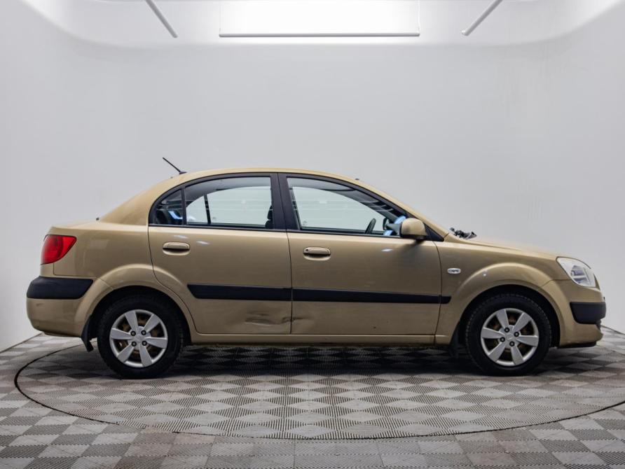 Kia Rio II Москва  - изображение 6