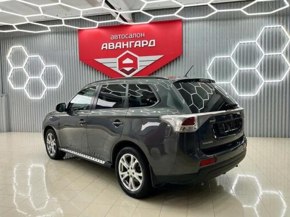 Mitsubishi Outlander III с пробегом 2013 года, цена 1 500 000 рублей, 172817 км, внедорожник, Автокод Объявления