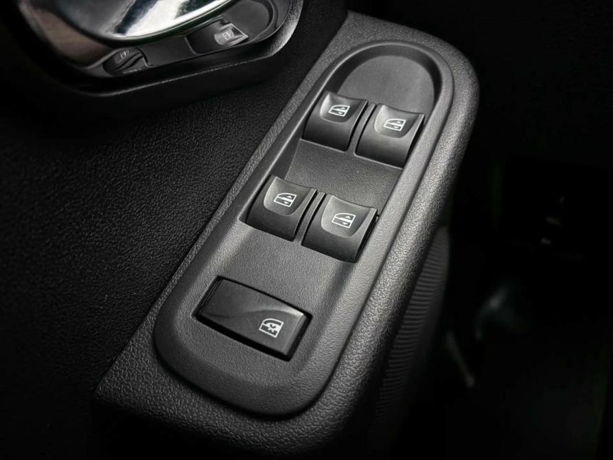 Renault Duster I Рестайлинг Псков  - изображение 16