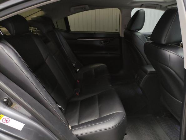 Lexus ES VI с пробегом 2014 года, цена 1 740 000 рублей, 264635 км, седан, Автокод Объявления