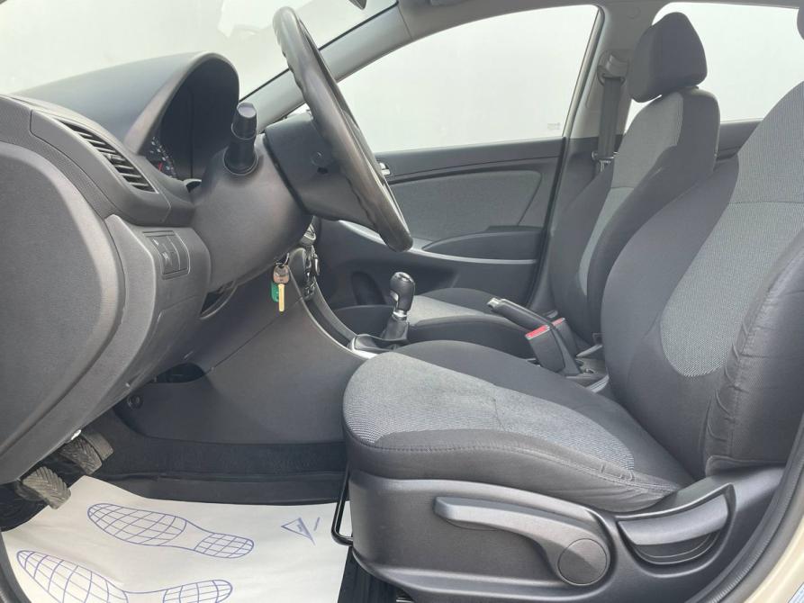 Hyundai Solaris I Стерлитамак  - изображение 19