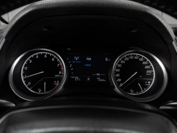 Toyota Camry VII (XV50) Рестайлинг 2 с пробегом 2018 года, цена 2 750 000 рублей, 93660 км, седан, Автокод Объявления