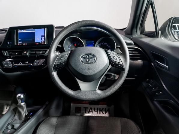 Toyota C-HR I с пробегом 2019 года, цена 1 900 000 рублей, 83000 км, внедорожник, Автокод Объявления
