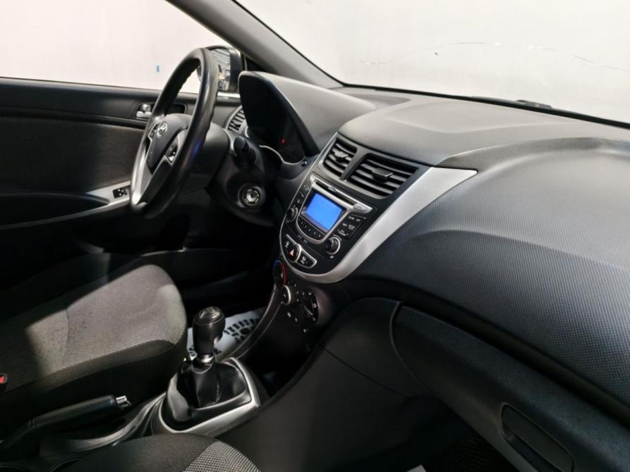 Hyundai Solaris I Курск  - изображение 7