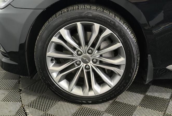 Hyundai Genesis II с пробегом 2015 года, цена 1 850 000 рублей, 163395 км, седан, Автокод Объявления