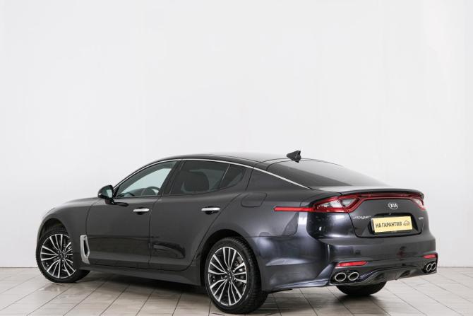 Kia Stinger I с пробегом 2018 года, цена 3 099 000 рублей, 76000 км, лифтбек, Автокод Объявления