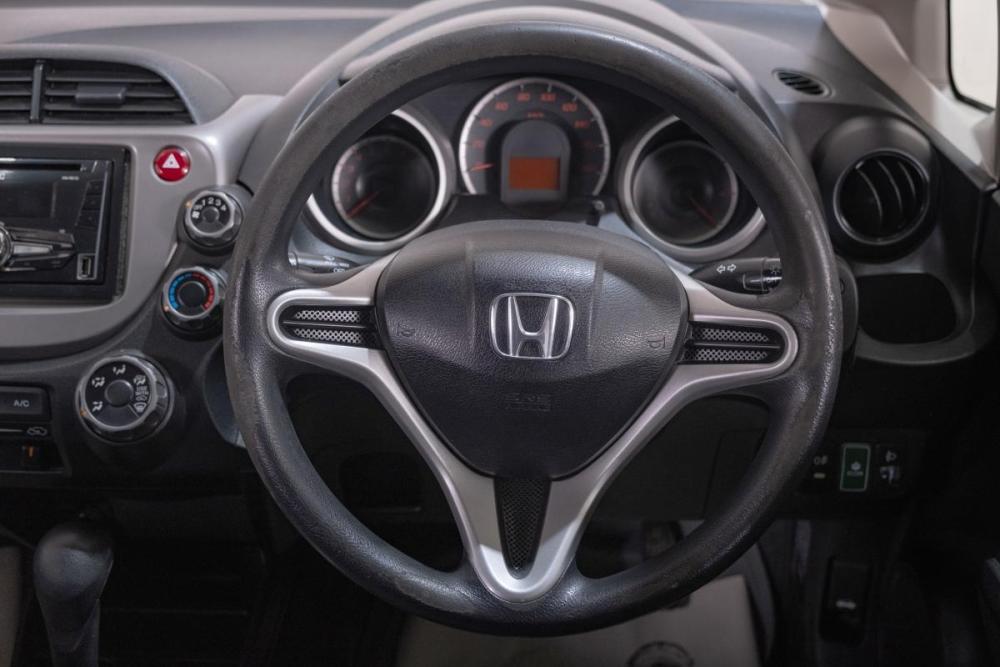 Honda Fit II Томск  - изображение 12