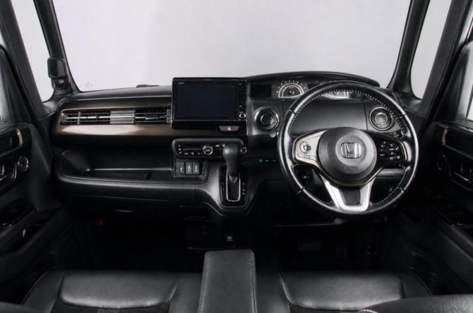 Honda N-BOX II с пробегом 2018 года, цена 1 189 000 рублей, 93000 км, микровэн, Автокод Объявления