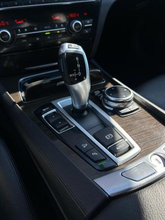 BMW 7 серии V (F01/F02/F04) Рестайлинг с пробегом 2015 года, цена 2 050 000 рублей, 273100 км, седан, Автокод Объявления