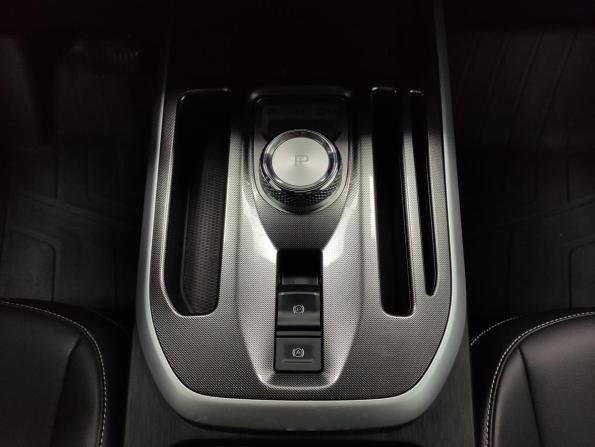 Haval Jolion I с пробегом 2023 года, цена 1 975 000 рублей, 27922 км, внедорожник, Автокод Объявления